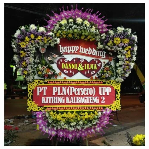 Bunga papan happy wedding