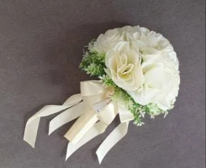 Hand Bouquet Bunga Plastik, Jadi Alternatif Pilihan Tetap Cantik dan Indah