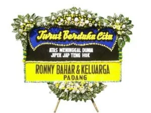 Papan Bunga Orang Meninggal Jadi Bentuk Penghormatan Terakhir