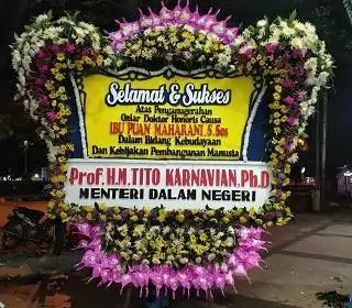 Bunga Papan ucapan selamat